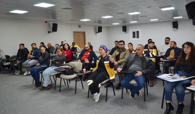 112 Acil Sağlık Hizmetleri İstasyonları masaya yatırıldı