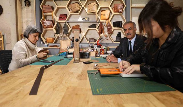 Dericilik Zanaatkarlar Çarşısında yeniden canlanıyor!