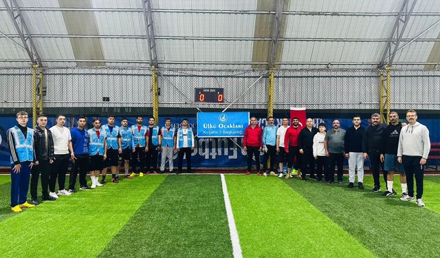 Ülkü Ocakları Kırşehir’de halı saha maçı düzenledi