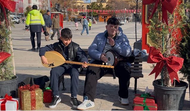 Gençlerden UNESCO müzik şehrine bozlak ziyafeti