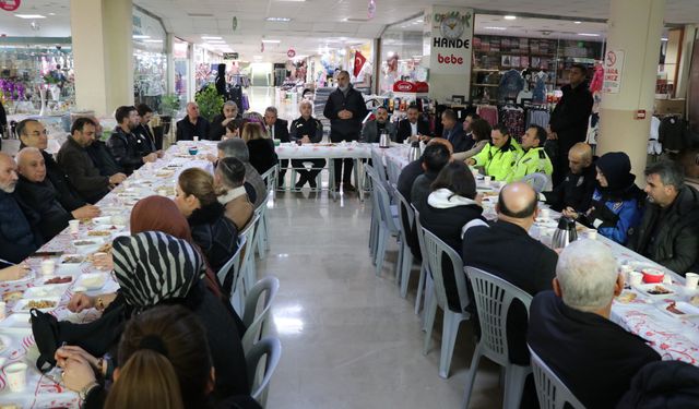 Esnaf ve emniyet el ele güven için buluştu