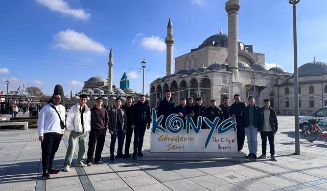 Gençler, Pir Ahi Evran’dan Şeb-i Arus’a manevi yolculuk yaptı