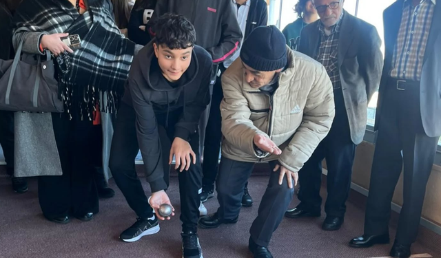 Kırşehir Bil Koleji’nden nesiller arası dayanışma!