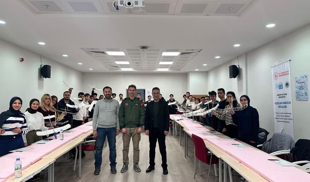 Kırşehir’de gençler ‘İlk Uçağım’ projesiyle havacılığa adım attı