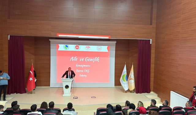 Kırşehir’de gençlerin dönüşümü konuşuldu