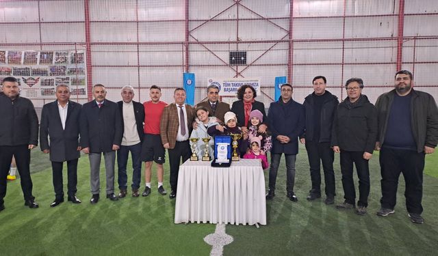 Kırşehir’de dostluk kazandı: Sağlık-Sen Turnuvası finalle noktalandı