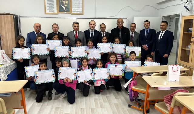 Karne heyecanını paylaşan Çetinkaya’dan öğrencilere geleceğe yönelik tavsiyeler