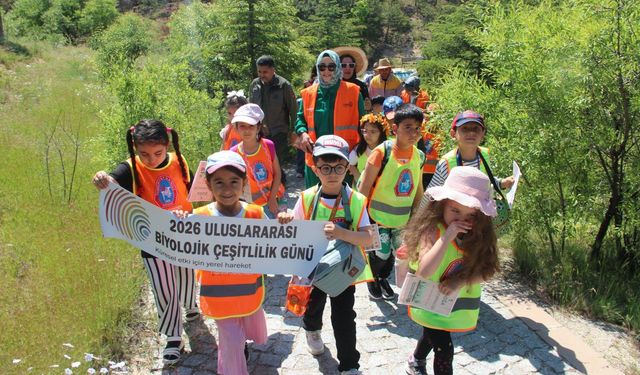 İlkokul öğrencileri doğayla buluştu