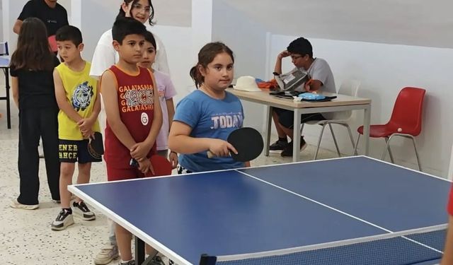 Masa Tenisi Eğitimleri Tüm Hızıyla Sürüyor