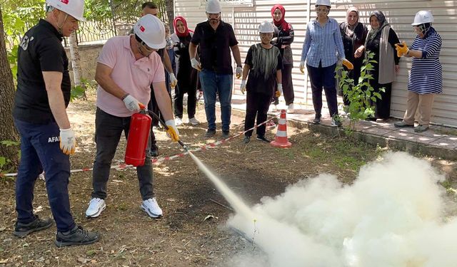 Çiçekdağı'nda personele uygulamalı eğitim