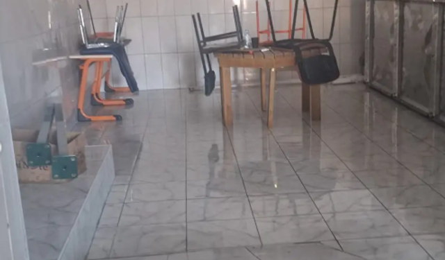 Mucur'daki ilkokulda dip köşe temizlik