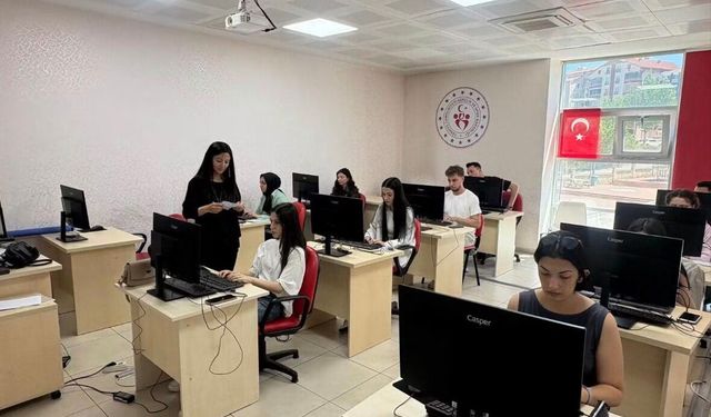 Kırşehir’de Gençler Yaz Boyunca Atölyelerde Buluşuyor