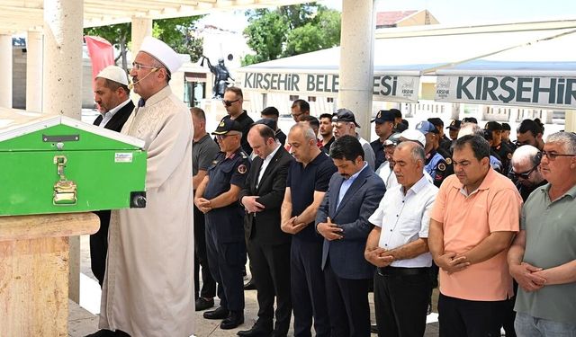 Şehidinin emaneti Aydın dualarla son yolculuğuna uğurlandı