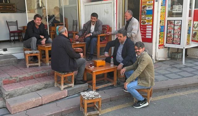 İl Başkanı Kaya, sahadan ayrılmıyor