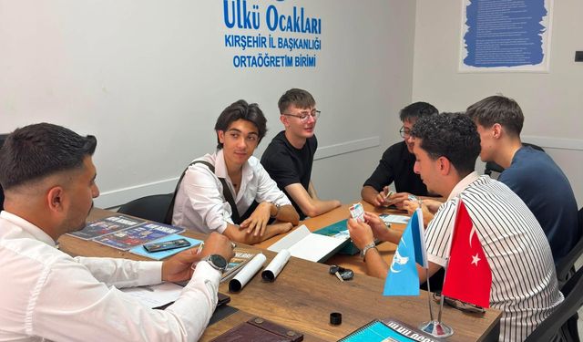 Kırşehirli Gençler "Ocakta Bul" Oyunuyla Kaynaştı