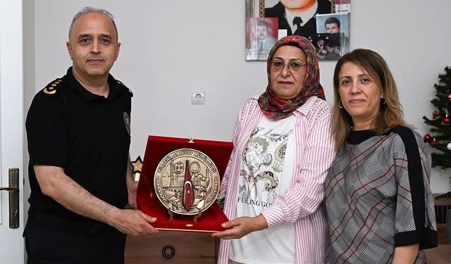 Emniyet Müdürü Görücü, şehit ailesi yalnız bırakmadı