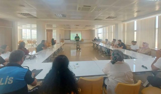 Kırşehir’de Güvenlik ve Farkındalık Eğitimi Verildi