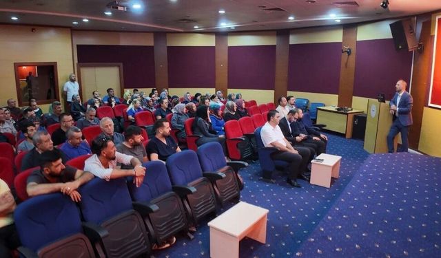 Başhekim Erbesler, Temizlik ve Hasta Karşılama Personeliyle Buluştu