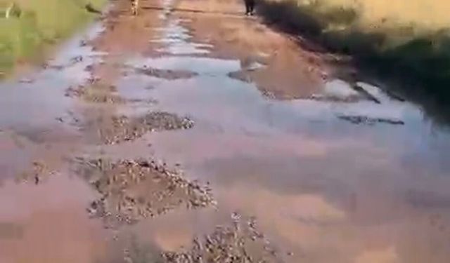 Kırşehir’de Bir sulama ihmali, yolu çamur deryasına çevirdi!