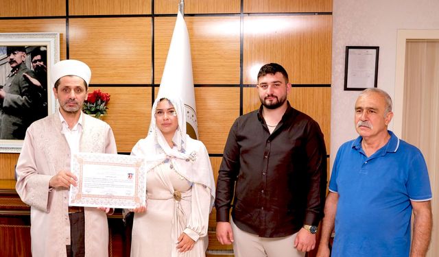Jennifer, ‘Nisa’ adını alarak Müslüman oldu