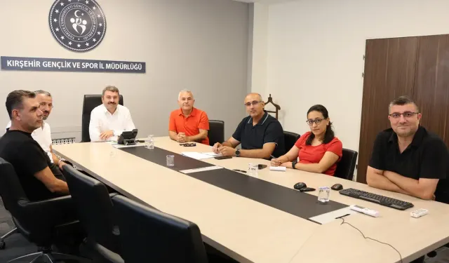 Kırşehir hentbolda hedef büyüttü! Yeni sezon öncesi kritik zirve