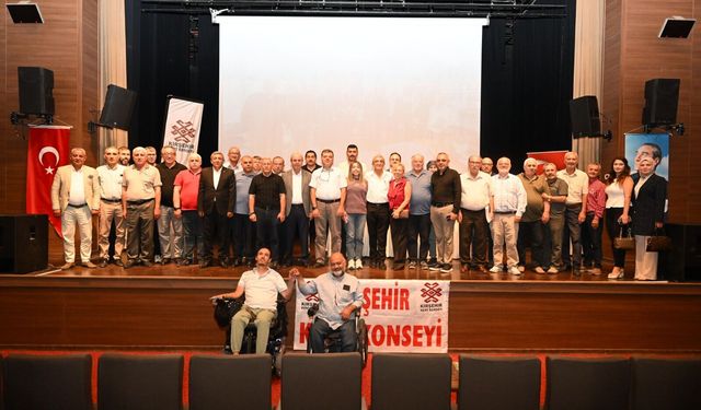 Kırşehir Kent Konseyi’nde Müfit Göçen Yeniden Başkan Seçildi