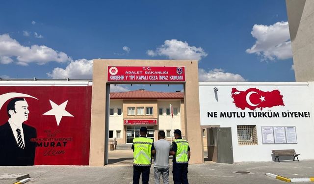Kırşehir’de Aranan Şahıs Jandarma Ekiplerince Yakalandı