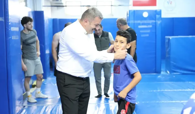 Kırşehir’de geleceğin güreşçileri yetişiyor