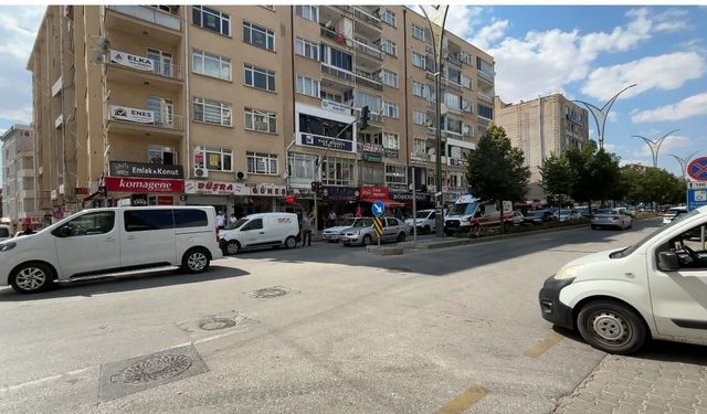 Kırşehir’de Trafik Ambulansa Geçit Vermedi!