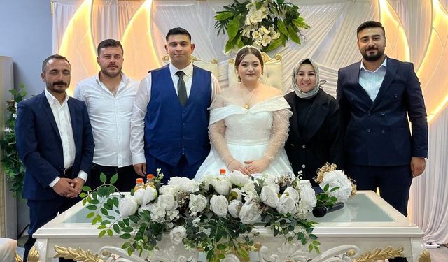 Mustafa ve Niyet bir ömür mutluluğa “Evet” dedi
