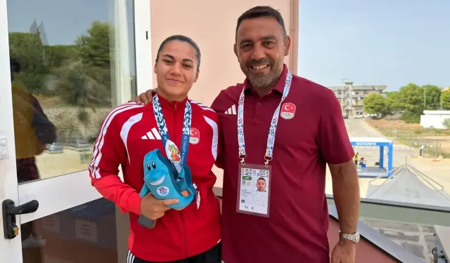 Milli Boksör Sudenur Aslan Kürsüde!