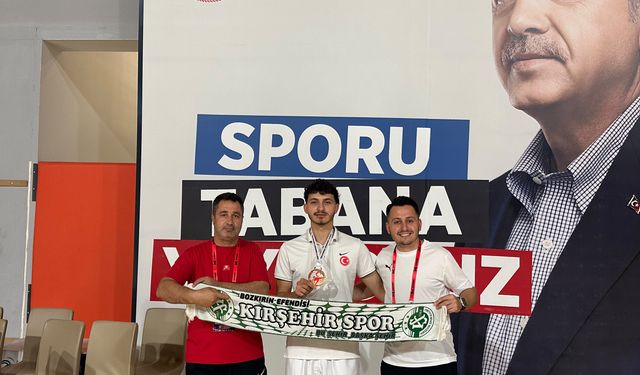 Bozkır’ın Efendisi Salim Demir’den İzmir’de Bir Başarı Daha