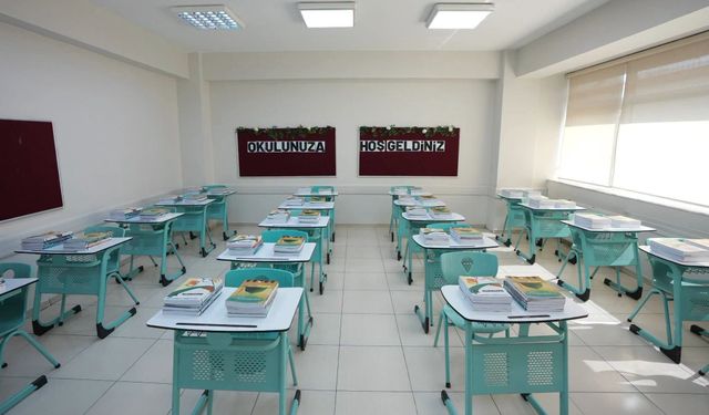 Öğrenci Sıralarına Sevkiyat Başladı