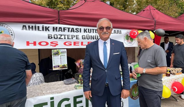 Sac Böreği, Tohum ve Arıcılık Ürünleri Sergilendi