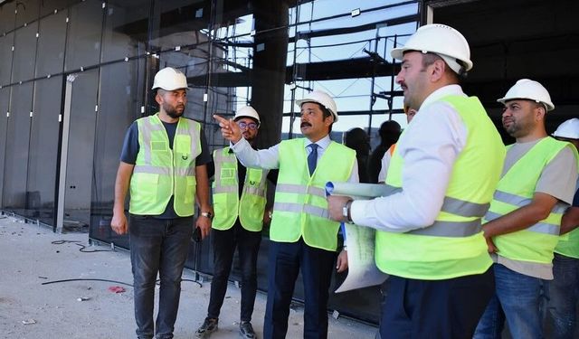 Kırşehir’e değer katacak Cacabey Bilim ve Gençlik Merkezi yükseliyor