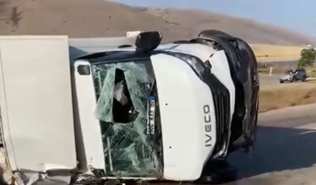 Kırşehir-Kaman yol ayrımında trafik kazası