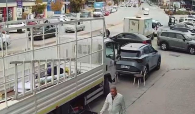 Ters Yöne Giren Motosikletçi Yola Savruldu