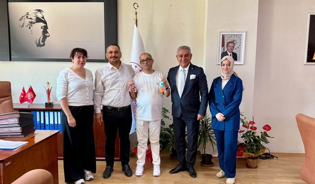 Beyazay Derneği Hem Yönetimi Ziyaret Etti Hem Acil Servisi Gezdi