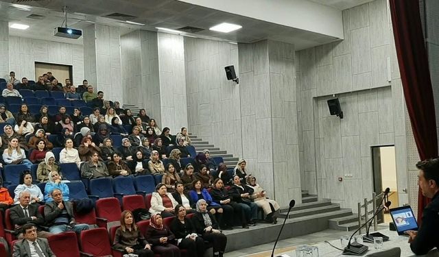 AFAD dört kamu kurumunun personeli ile bir arada