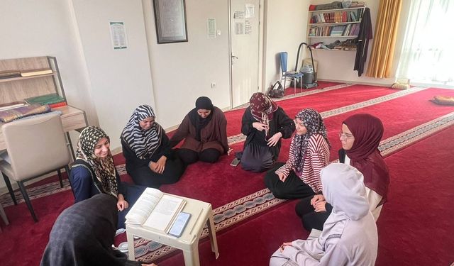 Ahi Yurdu’nda gönülleri dinlendiren buluşma