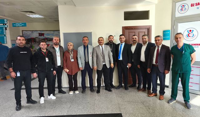 Ahmet Tekinsoy hastane çalışanlarıyla bir araya geldi