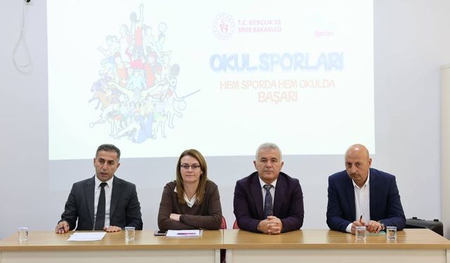 Çiçekdağı’nda okul sporları için yeni sezon hazırlıkları değerlendirildi