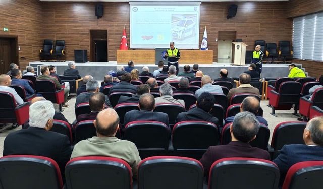 Emniyet ve eğitim camiası okul güvenliği için buluştu