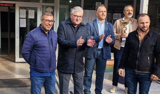 Badem Pınarı MEM’e Masa Tenisinde İl İkinciliği!