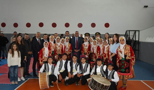 Kaman’da 29 Ekim heyecanı İlçe Stadı’nda yaşandı