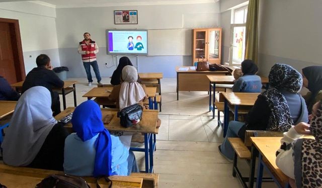 Kırşehir’de güçlü aile ve bilinçli ebeveyn eğitimi