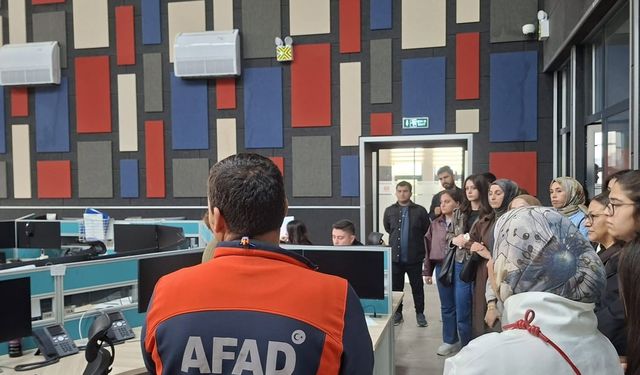 Kırşehir’de üniversite öğrencilerine AFAD eğitimi verildi