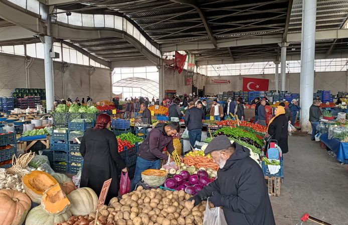 Kışlık sebzeler Kırşehir pazarında hesaplı mıydı?