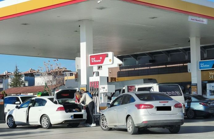 Akaryakıtta Sürücüleri Düşündüren Tablo: İşte İlçe İlçe Fiyatlar