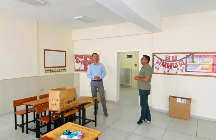 Çiçekdağı’nda Okullara Yaz Bakımı